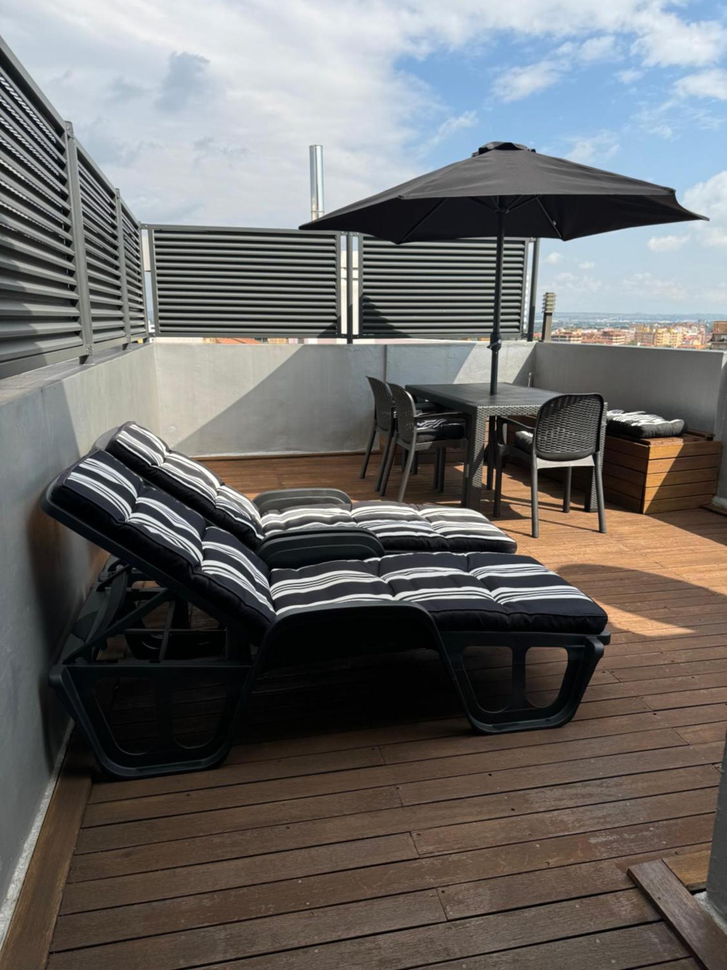 Atico Centro Sol Y Vistas Apartment Zaragoza Luaran gambar